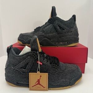Jordan 4 Retro Levi’s Black – Size 10.5 – VNDS – OG Box + Tag